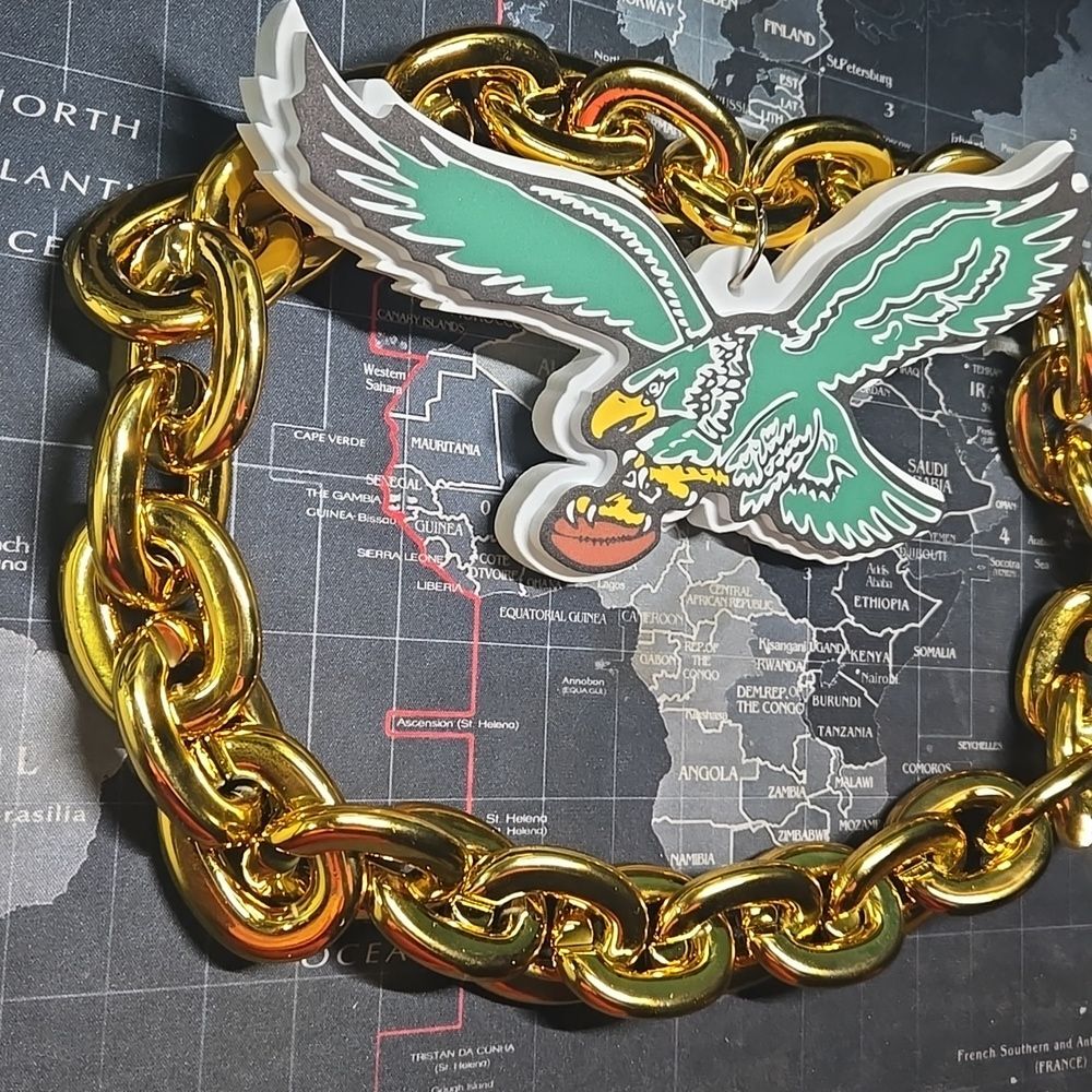 Philadelphia Eagles Gold Chain Necklace with Eagle Pendant